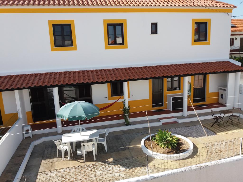 Alojamentos Vitinho 2 - Vila Nova Milfontes 빌라노바데밀폰테스 외부 사진